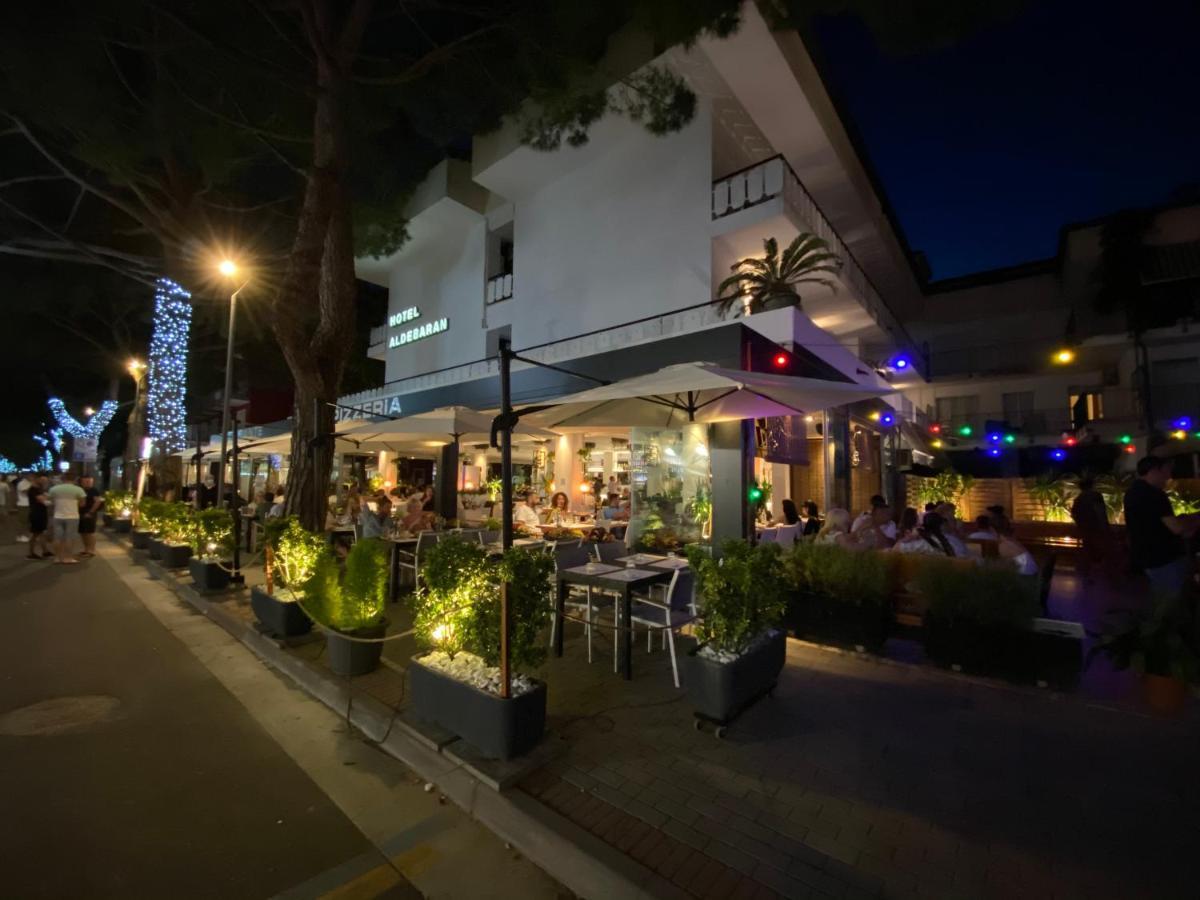Hotel Aldebaran Lido di Jesolo Kültér fotó