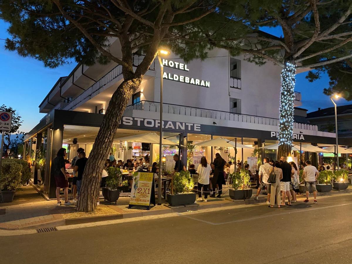 Hotel Aldebaran Lido di Jesolo Kültér fotó