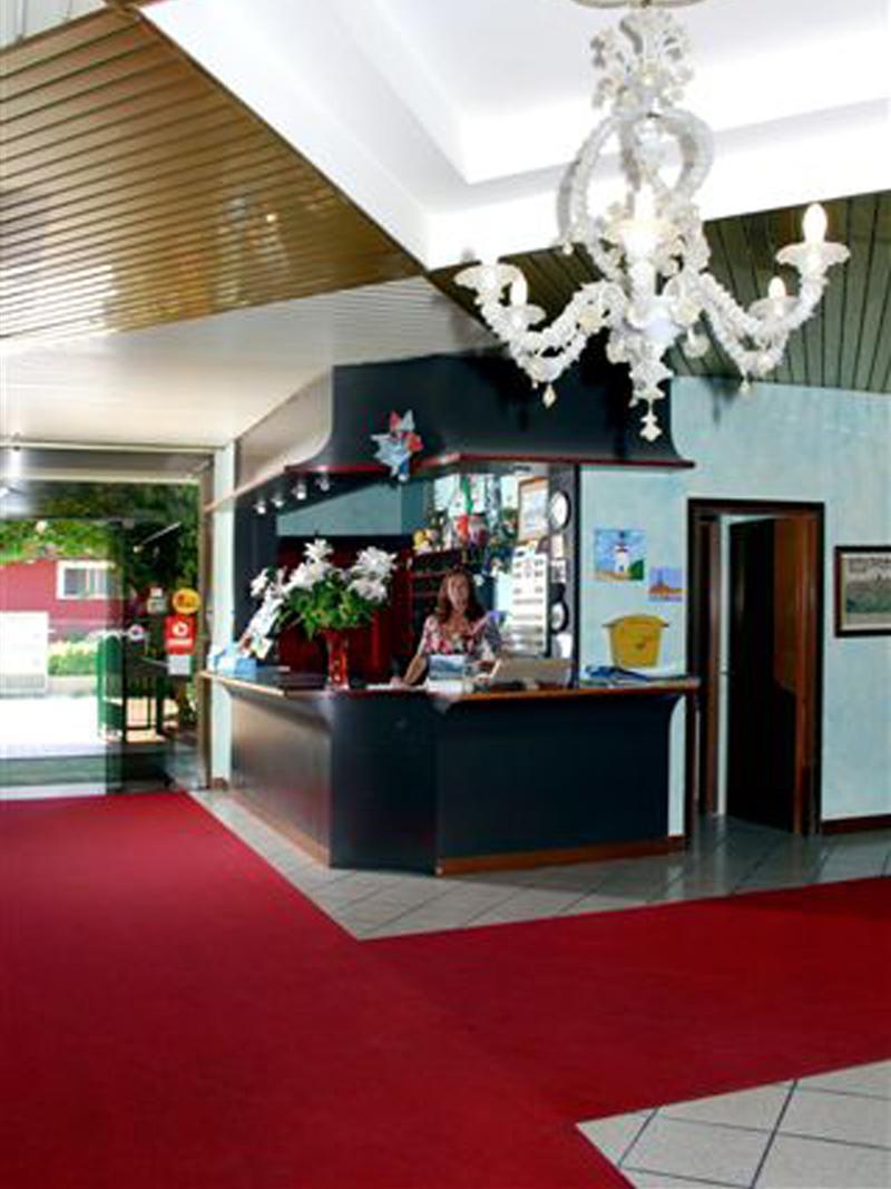 Hotel Aldebaran Lido di Jesolo Kültér fotó